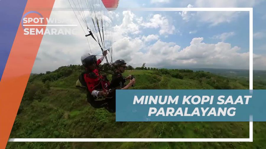 Menikmati Hangatnya Kopi Sambil Terbang di Atas Semarang