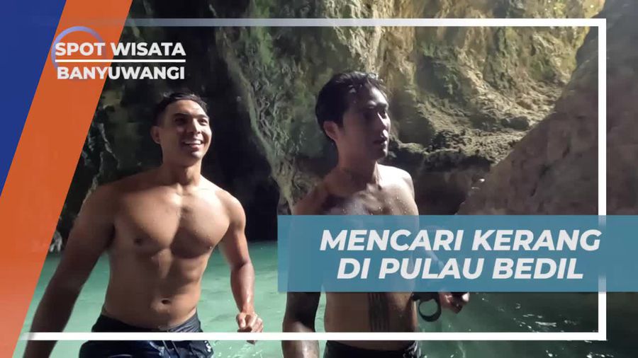 Mencari Kerang Segar di Pulau Bedil, Banyuwangi