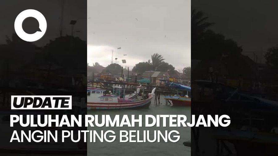 Video: Detik-detik Angin Puting Beliung Rusak Puluhan Rumah di Bangka Selatan