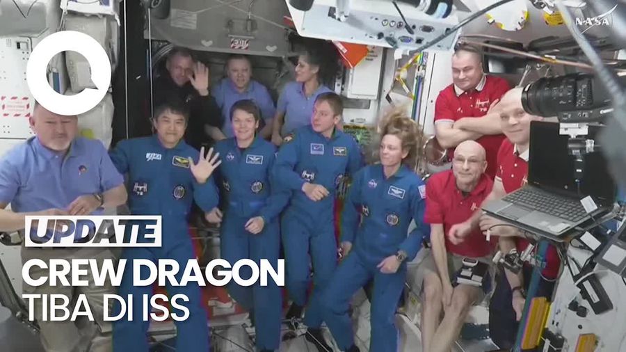 Video Berlabuhnya Crew Dragon SpaceX yang Jemput Astronaut NASA di ISS