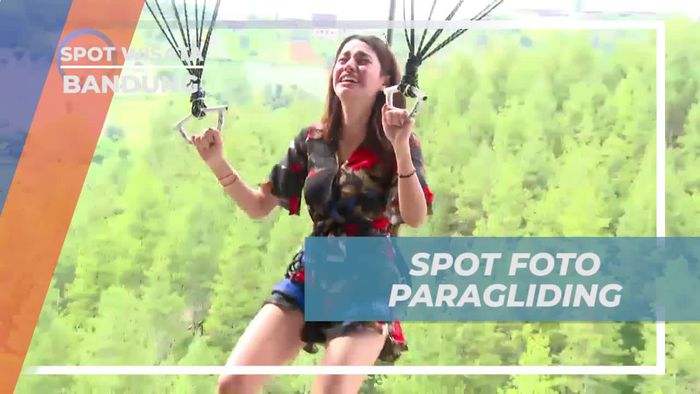 Gunakan Kesempatan untuk Berfoto Saat Paragliding di Dago Dreampark, Bandung