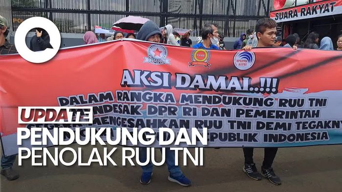 Video Kubu Pendukung dan Penolak RUU TNI Geruduk DPR