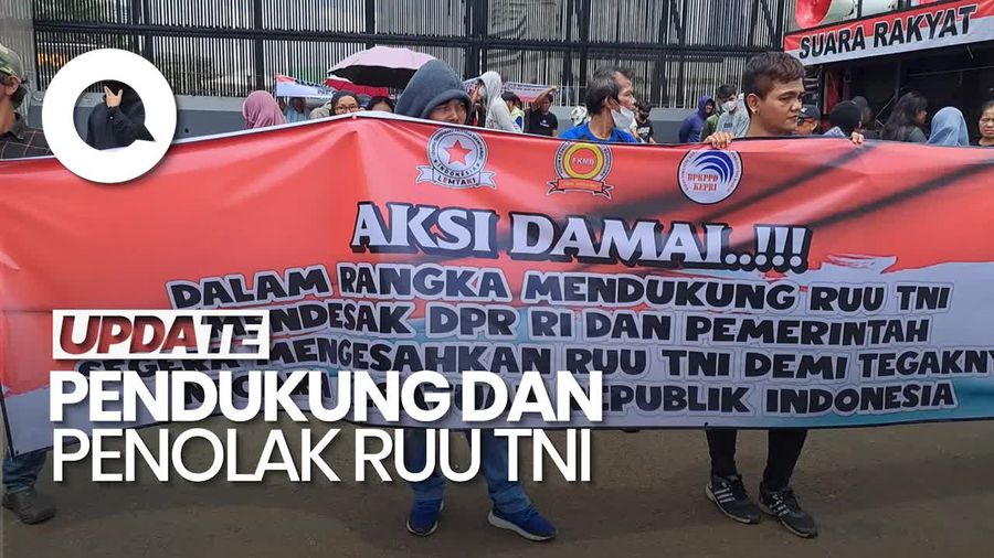 Video Kubu Pendukung dan Penolak RUU TNI Geruduk DPR