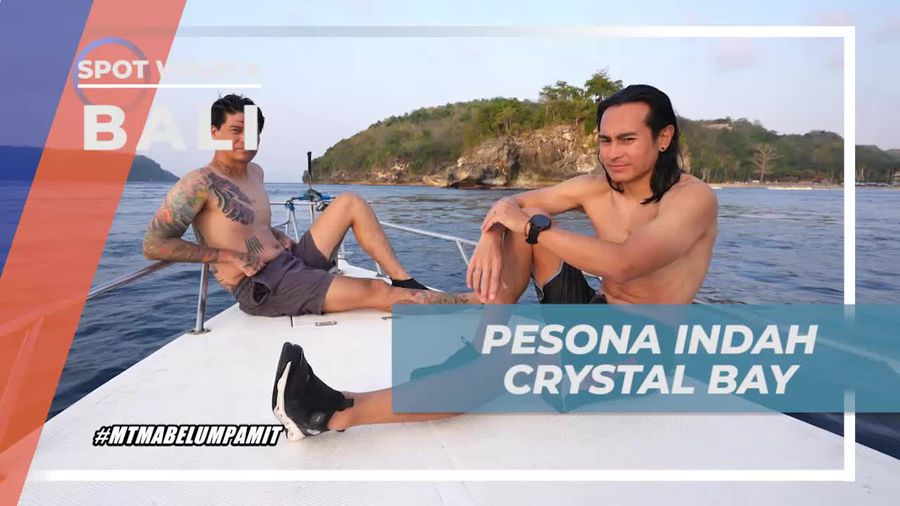 Bersantai di Atas Kapal, Menanti Senja Indah di Crystal Bay, Bali