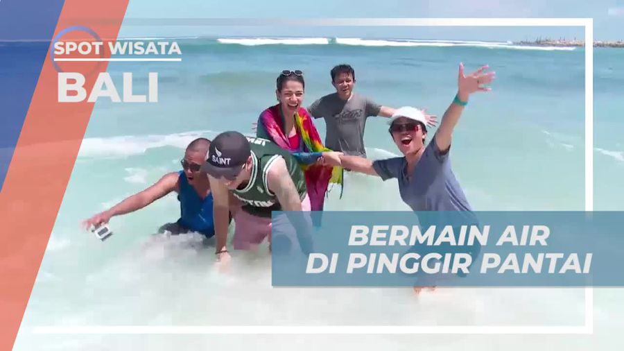 Berseronok Berenang di Pantai Melasti, Bali
