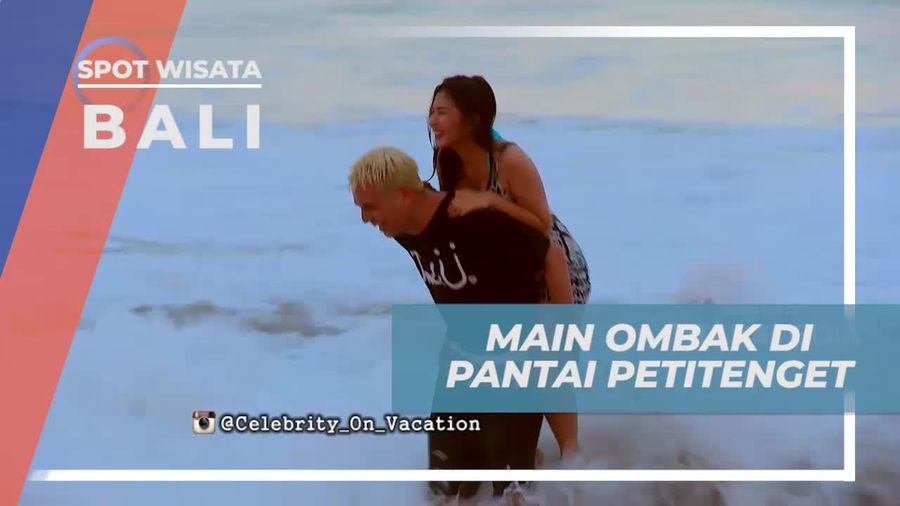 Bermain dengan Ombak yang Ceria di Pantai Petitenget, Bali