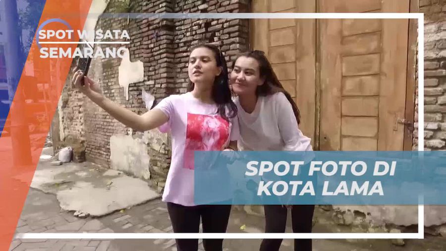 Menemukan Spot Foto Menarik di Kota Lama, Semarang  