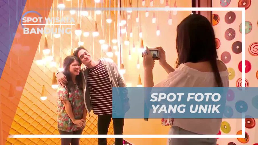 Berpose di Spot Foto Unik Es Krim Panas di Rabbit Town, Bandung