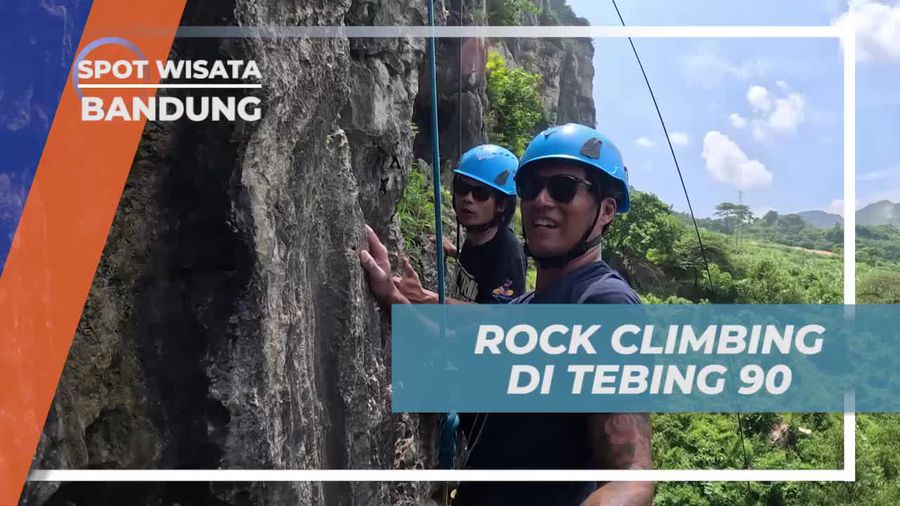 Mendaki Tebing Menantang di Tebing 90, Bandung