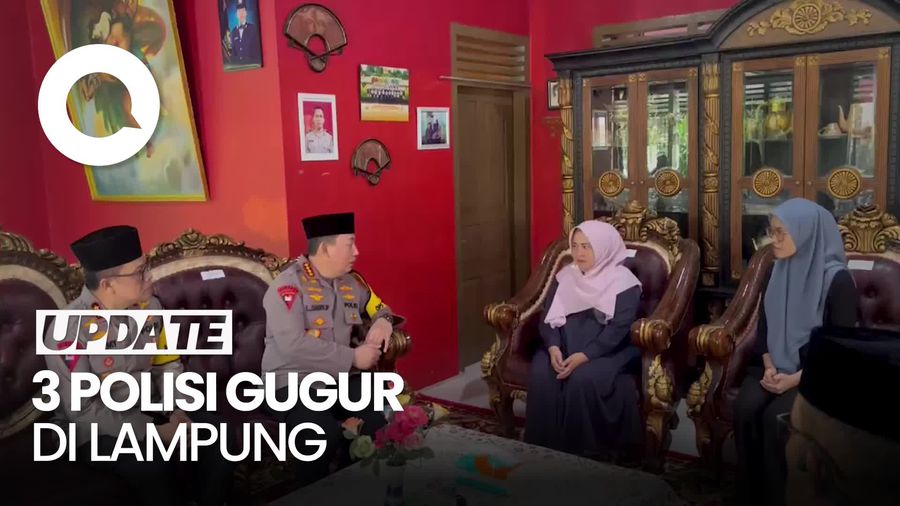 Video: Momen Kapolri Sambangi Rumah 3 Polisi yang Gugur di Lampung