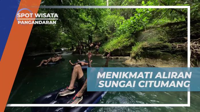 Bersantai dan Menikmati Aliran Sungai Citumang di Pangandaran