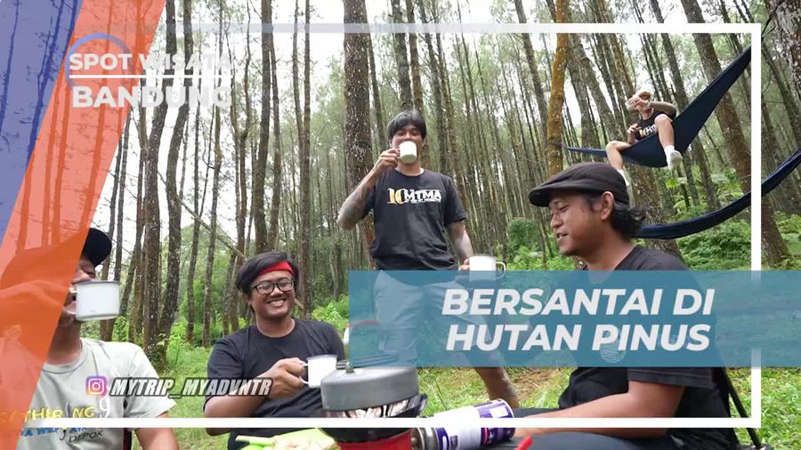 Bersantai Sambil Menikmati Wedang di Hutan Pinus, Bandung  