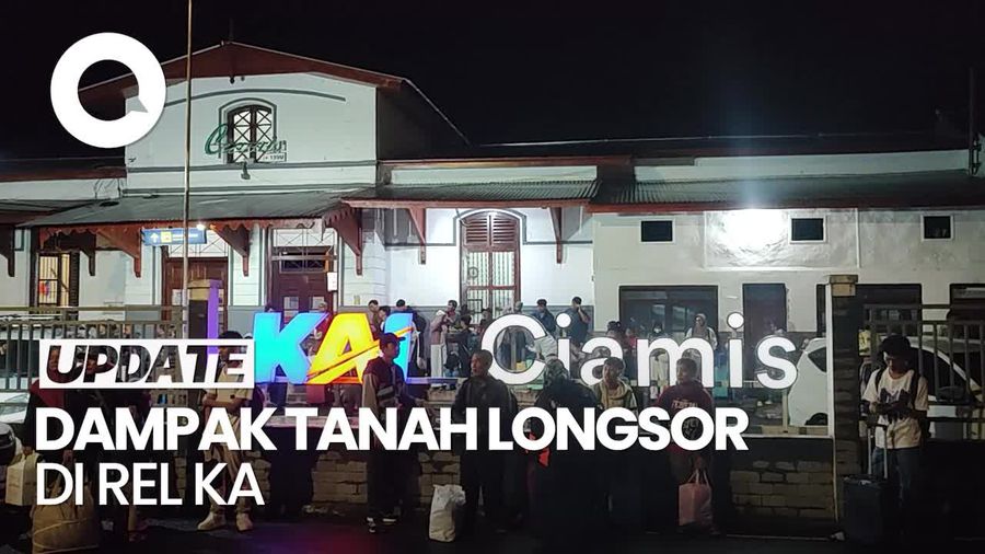 Video: Tanah Longsor di Jalur KA, Ratusan Penumpang Padati Stasiun Ciamis