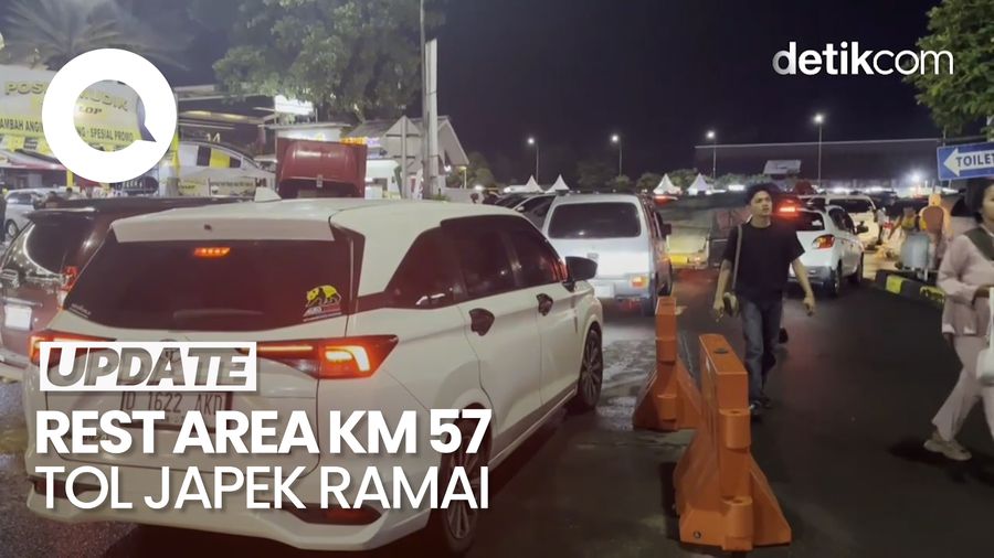 Video: Puncak Arus Mudik, Rest Area Km 57 Tol Japek Ramai