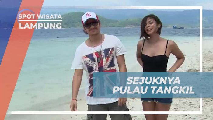 Menikmati Sejuknya Angin Laut di Pulau Tangkil, Lampung  