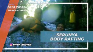 Mengalir Melalui Body Rafting di Green Canyon, Pangandaran