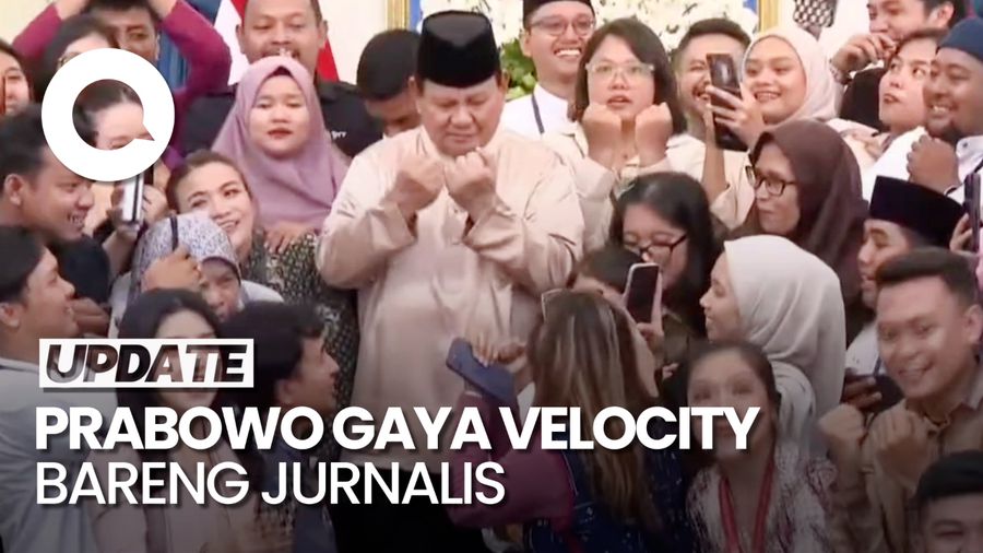 Video Momen Prabowo Diajari Gaya Velocity Bareng Jurnalis di Istana