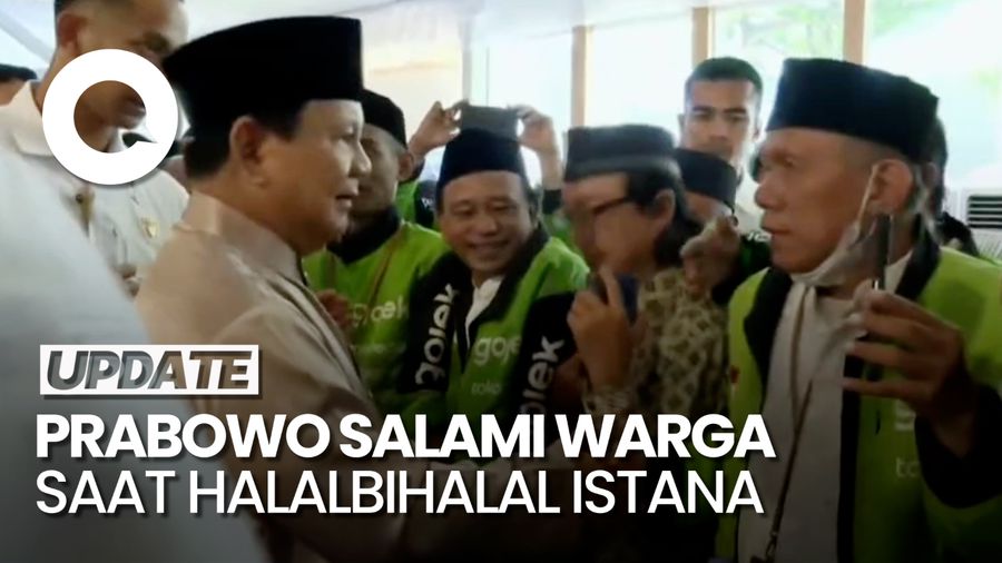 Video Prabowo Hampiri Warga untuk Bersalaman Saat Open House di Istana