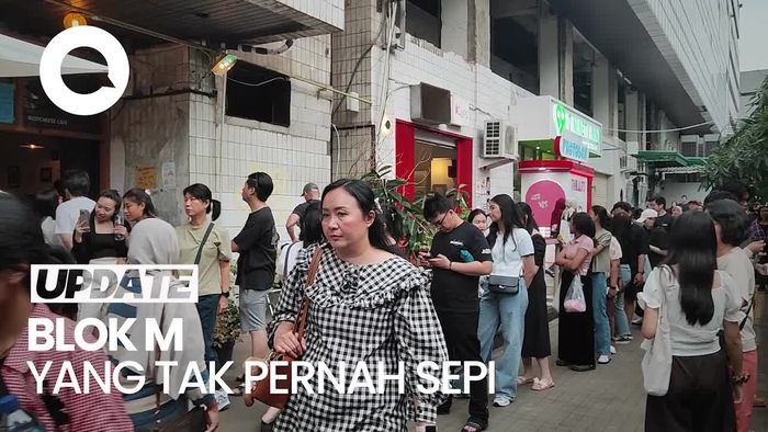 Video: Blok M Ramai di Hari Kedua Lebaran, Antrean Kuliner Mengular