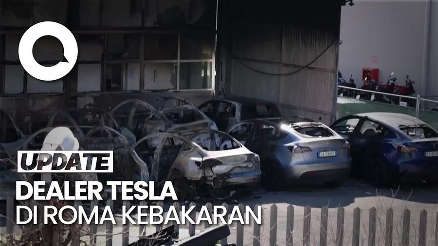 Video Dealer Tesla di Roma Kebakaran, 17 Mobil Hancur