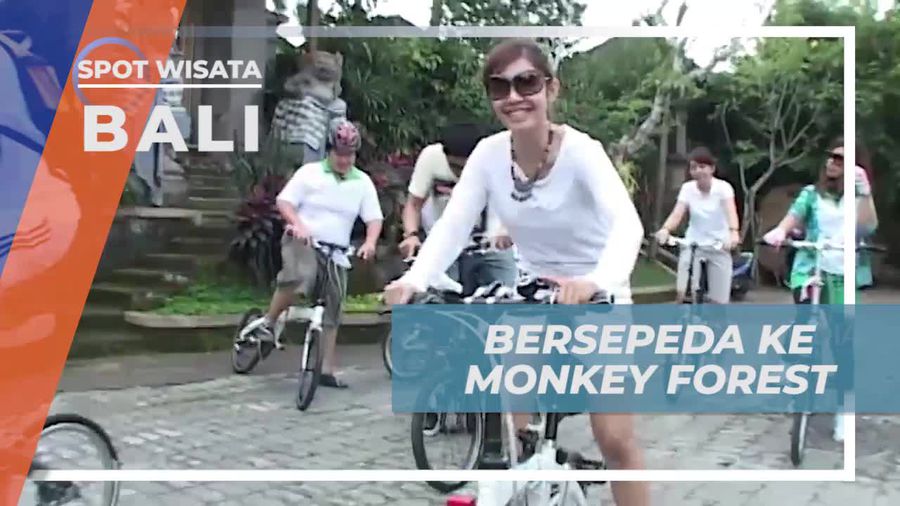 Bersenang-senang Bersepeda Menuju Monkey Forest, Bali