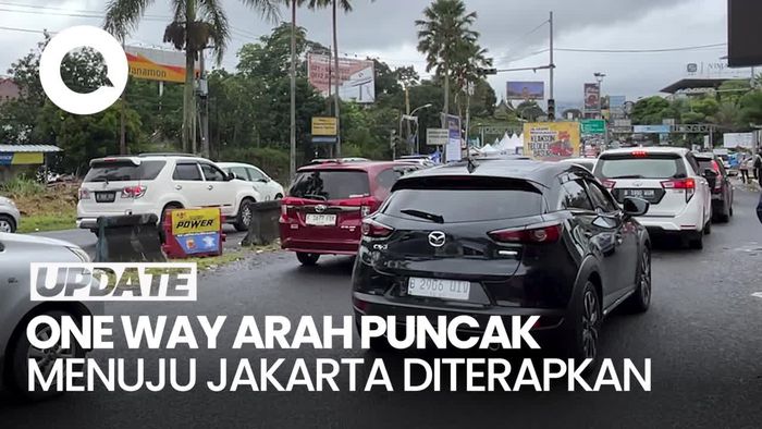 Video: Polisi Terapkan One Way dari Arah Puncak Menuju Jakarta