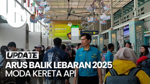 Video: Pemudik yang Naik Kereta ke Jakarta Tembus 50 Ribu Orang per Hari