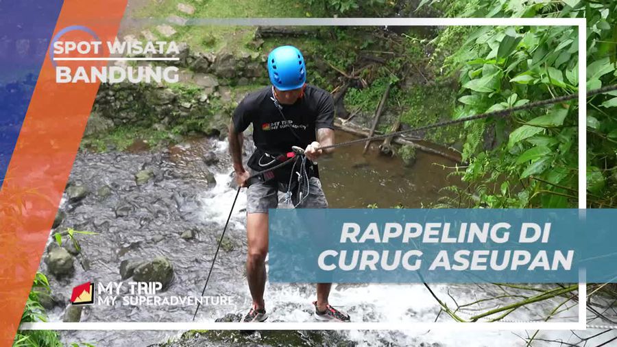 Uji Adrenalin Rappeling Menantang di Curug Aseupan, Bandung