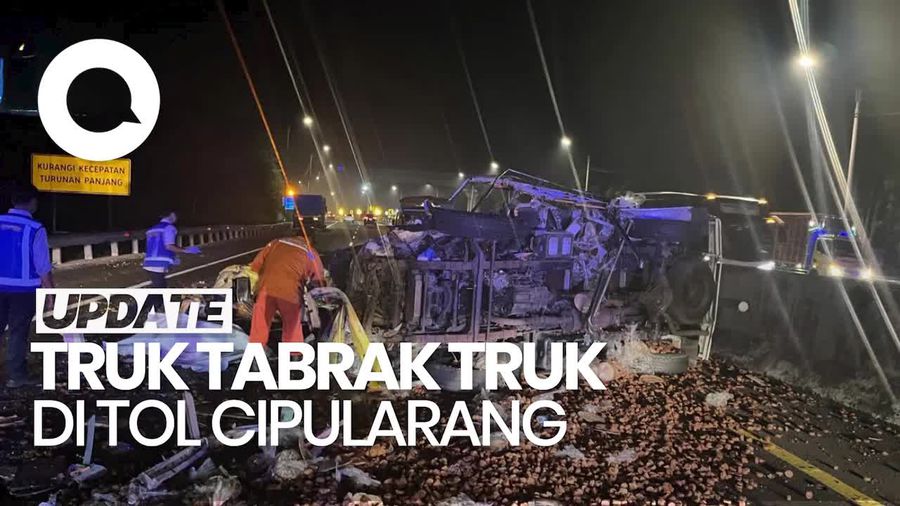 Video Truk Tabrak Truk di Tol Cipularang, Satu Orang Tewas