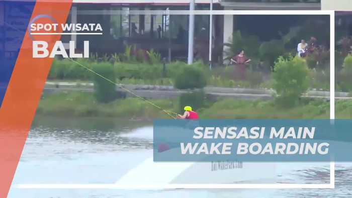 Tantangan Seru Menjaga Keseimbangan di Atas Wake Board di Bali