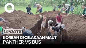 Video: 7 Korban Laka Panther Vs Bus di Gresik Akan Dimakamkan 1 Liang Lahad