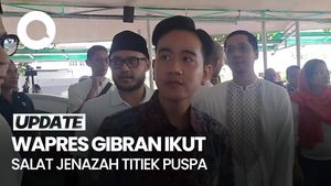 Video: Momen Wapres Gibran Ikut Salat Jenazah Titiek Puspa