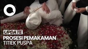 Video: Tangis dan Doa Iringi Prosesi Pemakaman Titiek Puspa