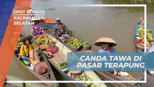 Bercanda dan Belajar Pantun di Pasar Terapung Kalimantan Selatan