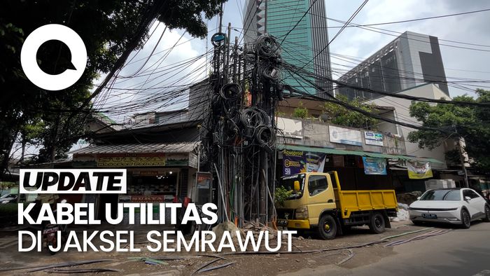 Video Semrawutnya Kabel Utilitas di Kuningan Jaksel
