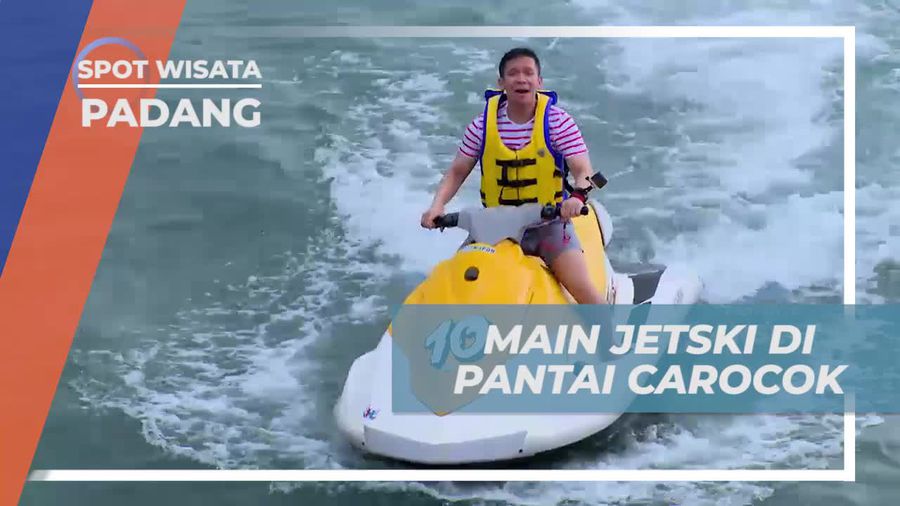 Bersenang-Senang Bermain Jetski di Pantai Carocok, Padang