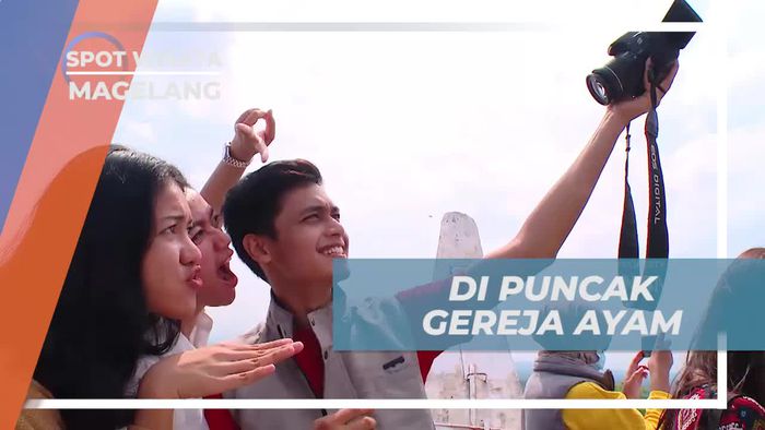 Menikmati Pemandangan Indah dari Puncak Gereja Ayam di Magelang