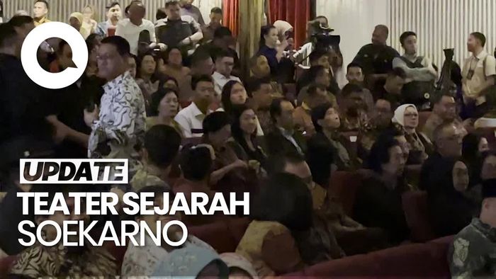 Video: Momen Megawati Nonton Teater Sejarah Soekarno Bareng Kader PDIP