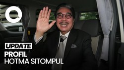 Video: Hotma Sitompul, dari Staf LBH Jadi Pengacara Kondang