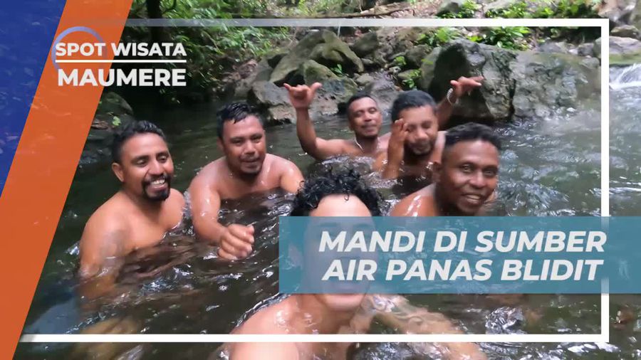Bersantai dan Berenang di Sumber Air Panas Blidit, Maumere