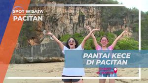 Menikmati Keindahan Pantai Taman di Pacitan