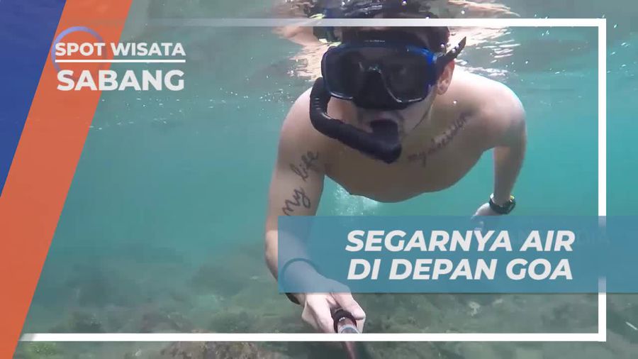 Menyegarkan Diri dengan Sensasi Air Laut di Depan Gua yang Menyegarkan, Sabang