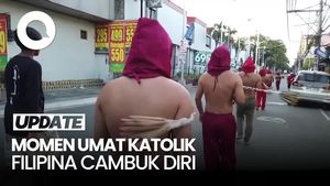 Video: Kala Umat Katolik Filipina Cambuk Diri untuk Peringati Penyaliban Yesus
