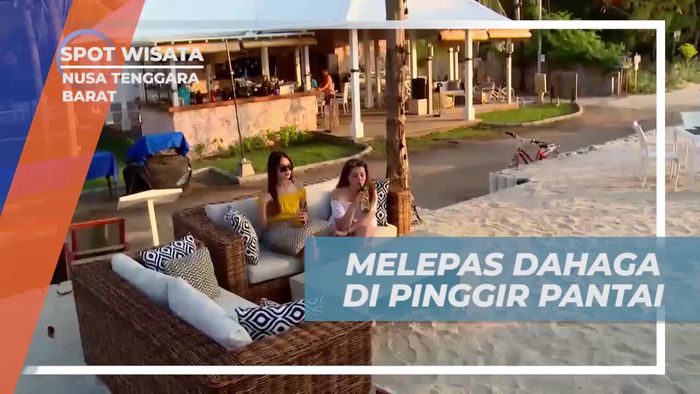 Melepas Dahaga Di Pinggir Pantai Eksotis Gili Trawangan