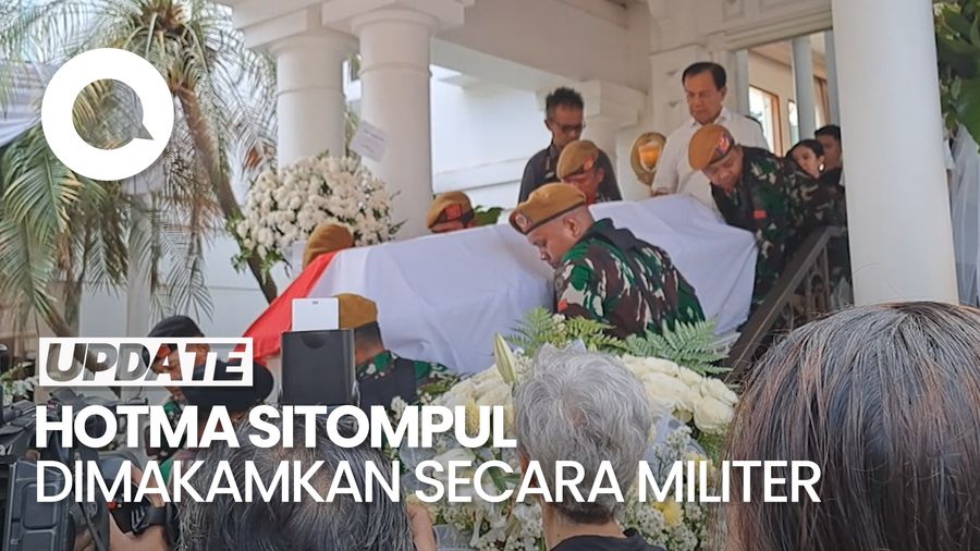 Video: Tutup Peti, Hotma Sitompul Dimakamkan Secara Militer 