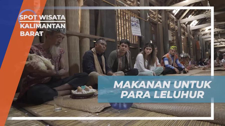 Menghadiri Penyambutan Meriah dengan Makanan Tradisional Suku Dayak Iban, Kalimantan Barat