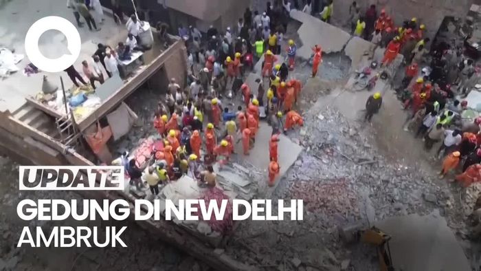 Video Gedung di New Delhi Ambruk Tewaskan 11 Orang