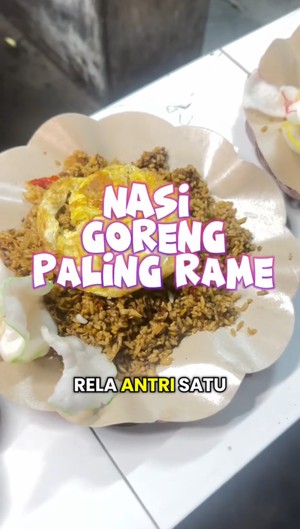 Video Antre 1,5 Jam Demi Nasi Goreng Viral di Pluit
