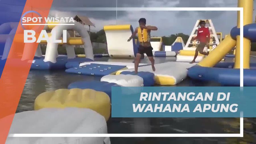 Menantang Diri di Rintangan Wahana Apung Terbesar di Bali