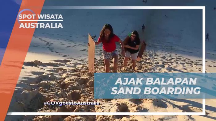 Mengajak Teman Beradu Cepat dalam Sand Boarding di Australia